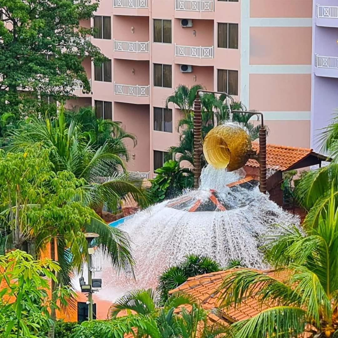 Lotus Desaru Beach Resort, 2 Bdrms, W/Splash Park Bandar Penawar Dış mekan fotoğraf