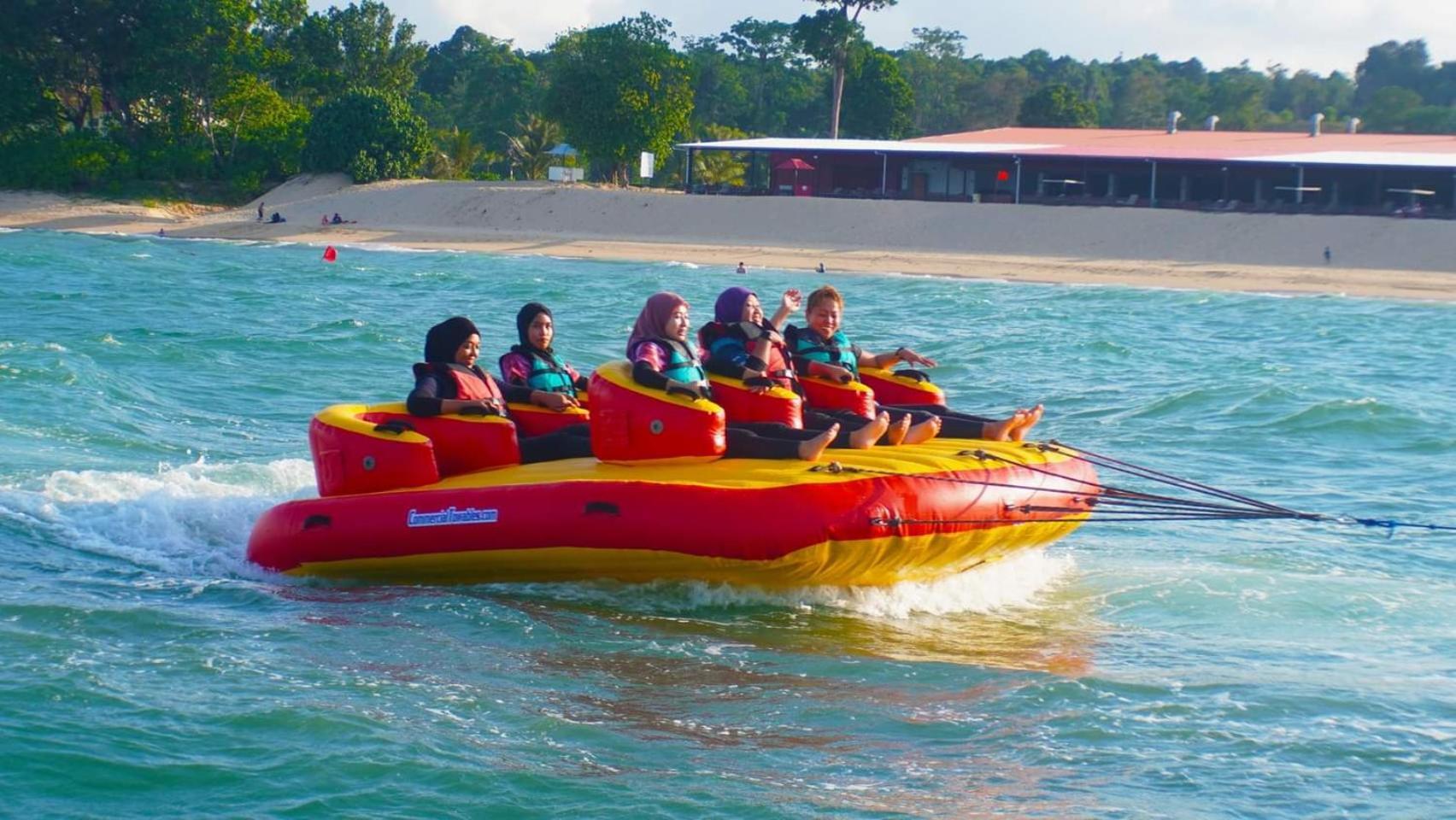Lotus Desaru Beach Resort, 2 Bdrms, W/Splash Park Bandar Penawar Dış mekan fotoğraf